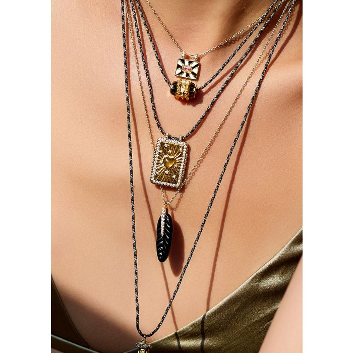 Collier-Black PLUME