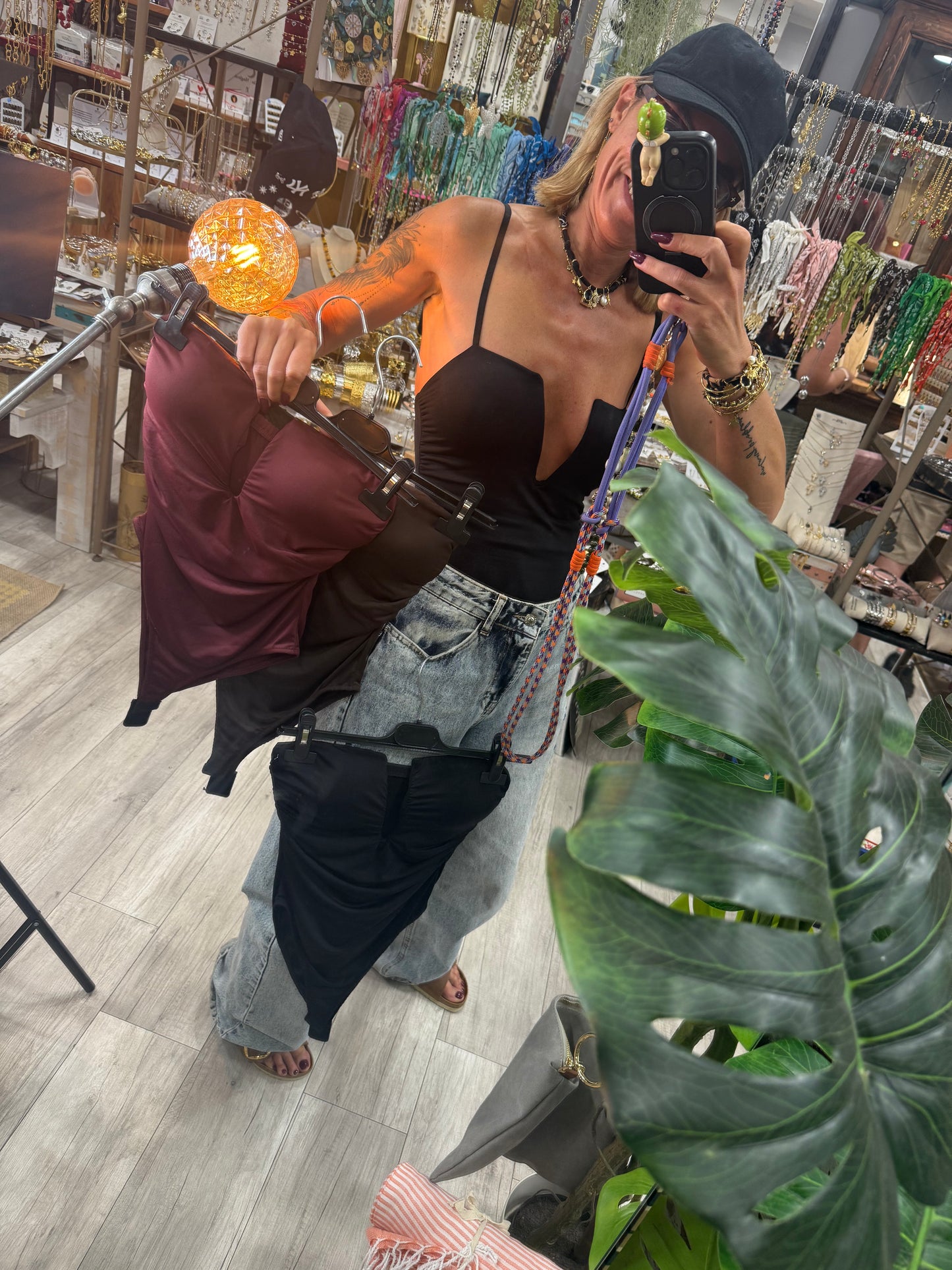 Body scollo a V