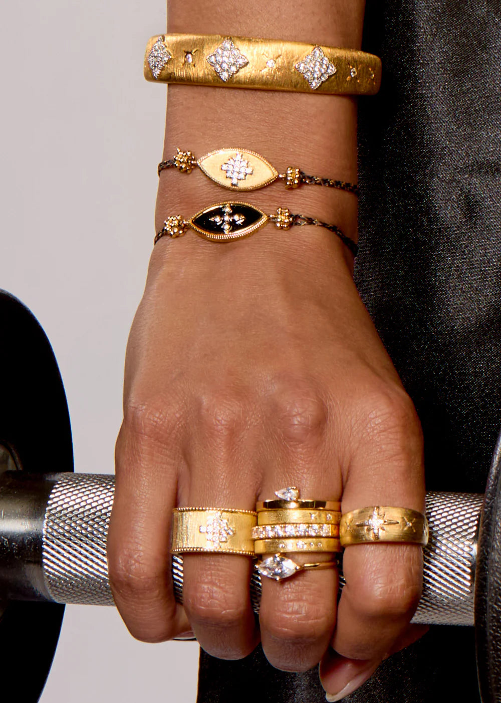 BRACELET - MIRA CUFF