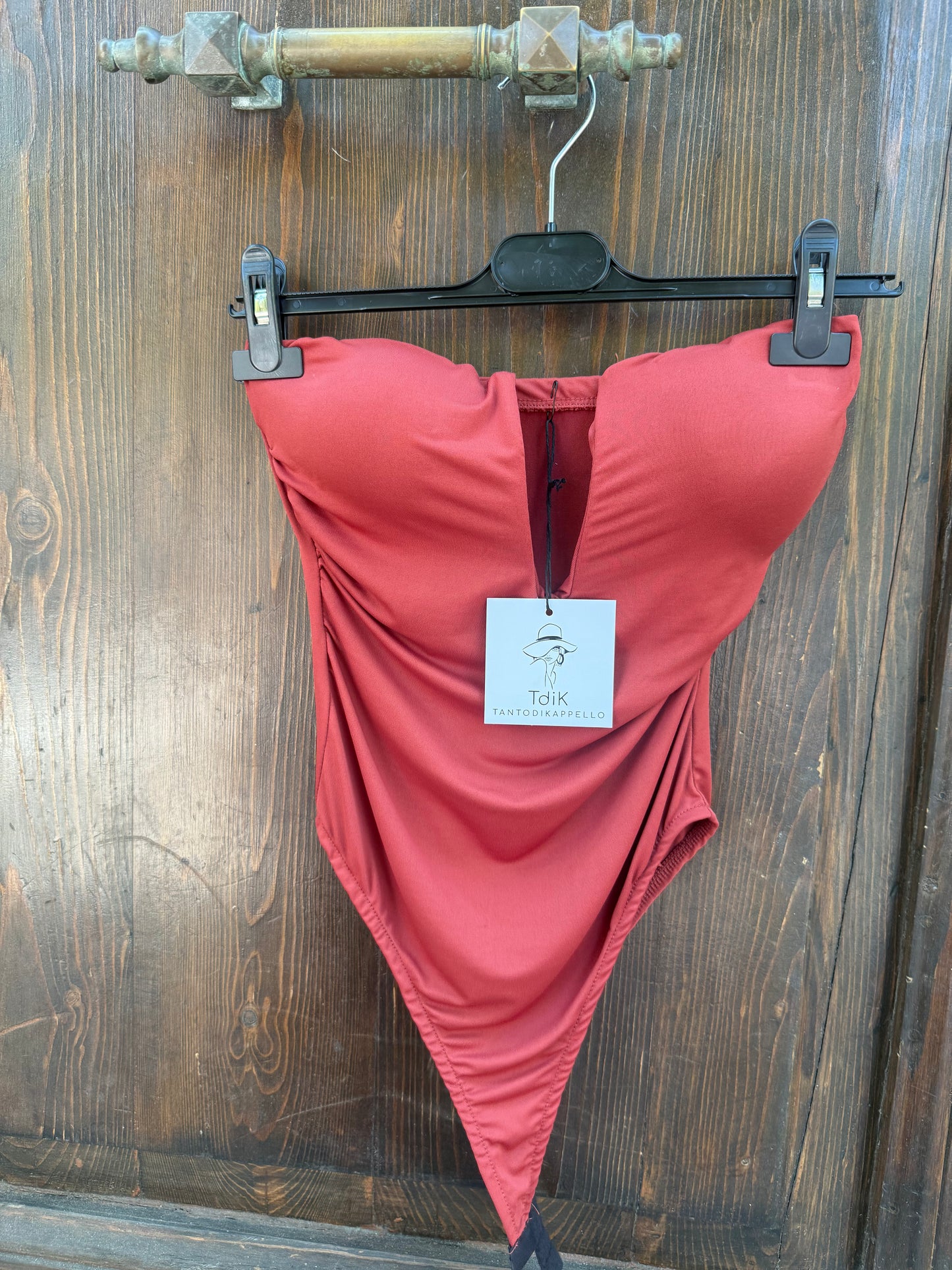 Body scollo a V