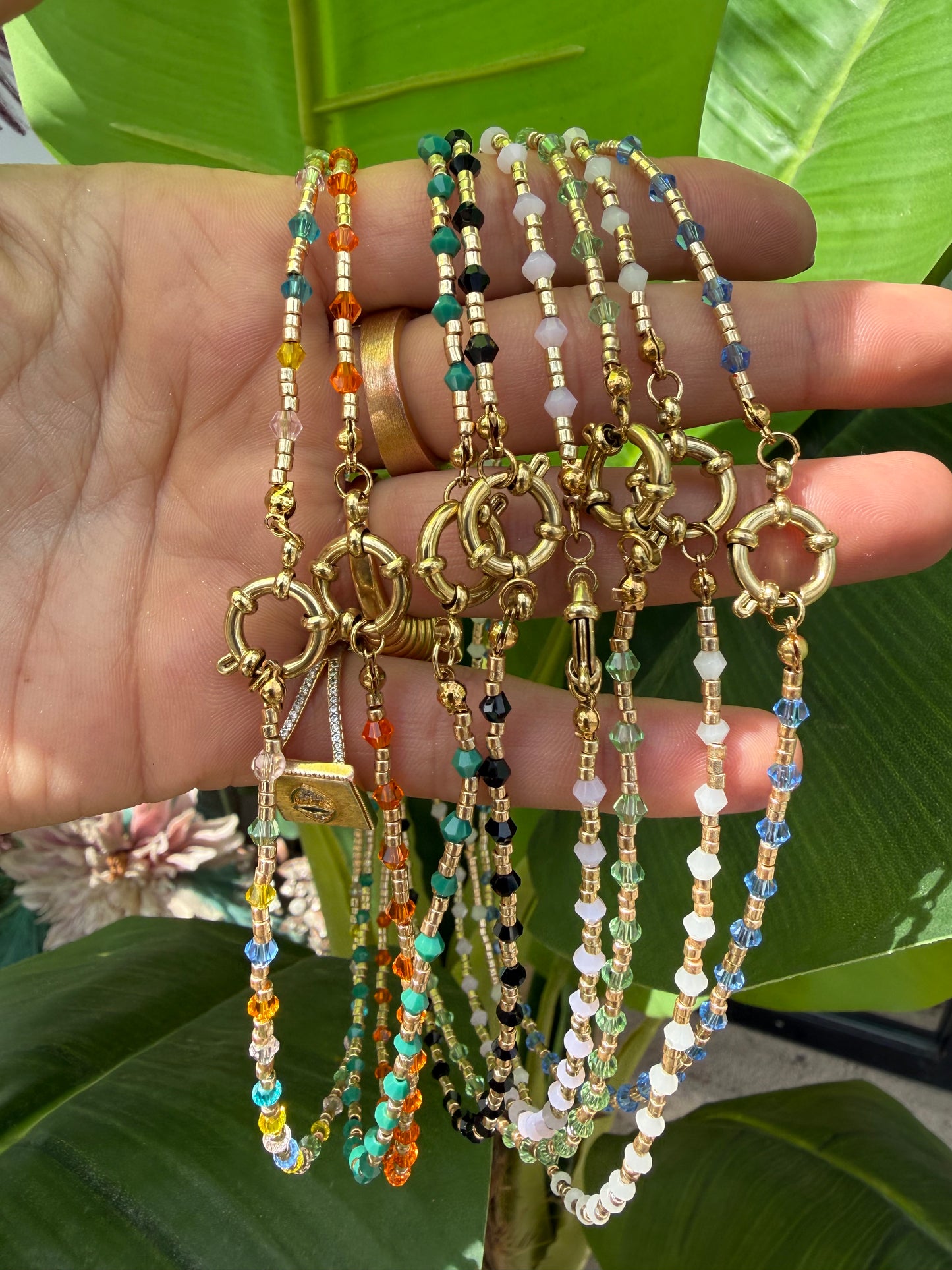 Collana perline colorate e gancio