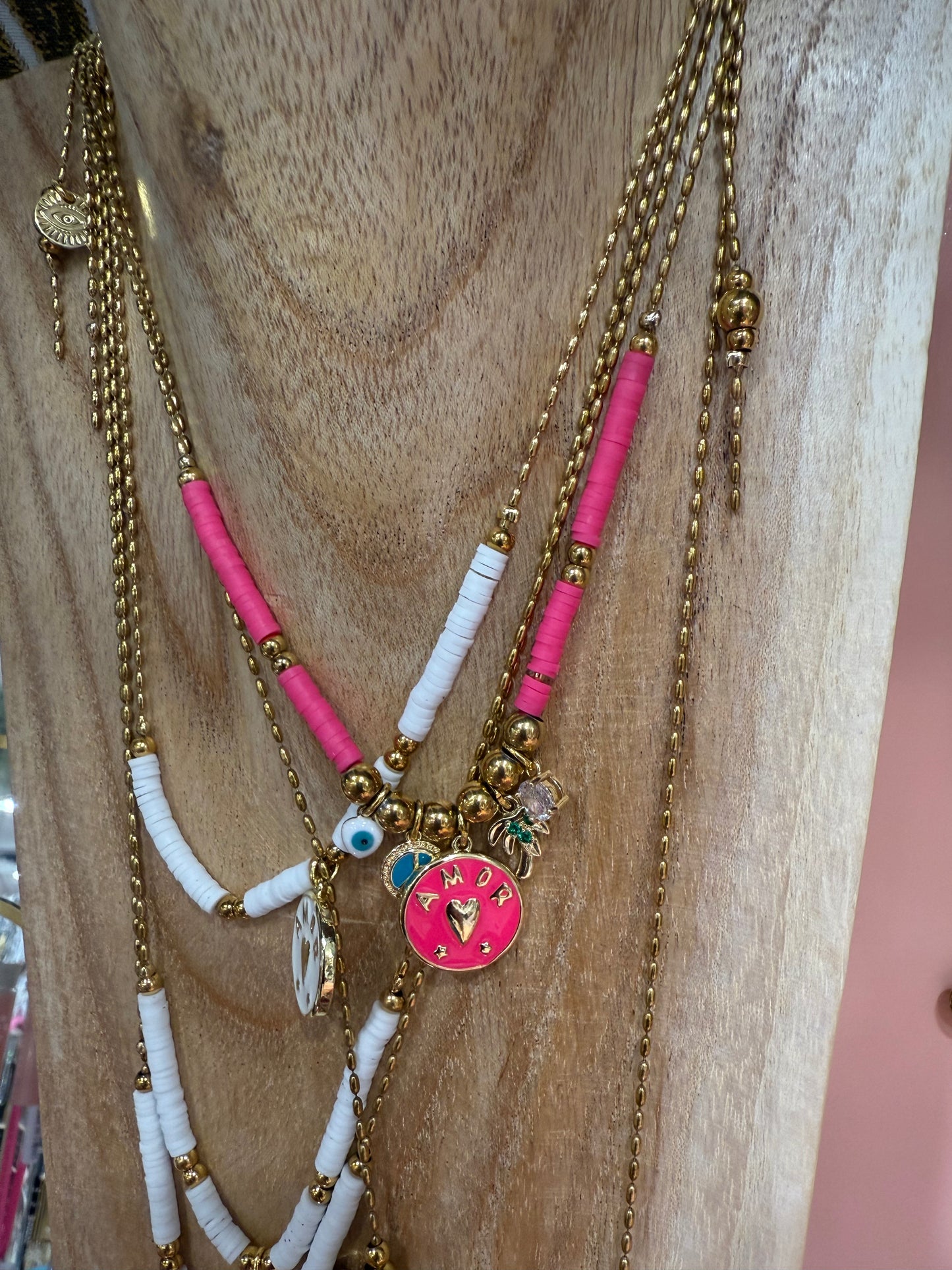 Collier Love