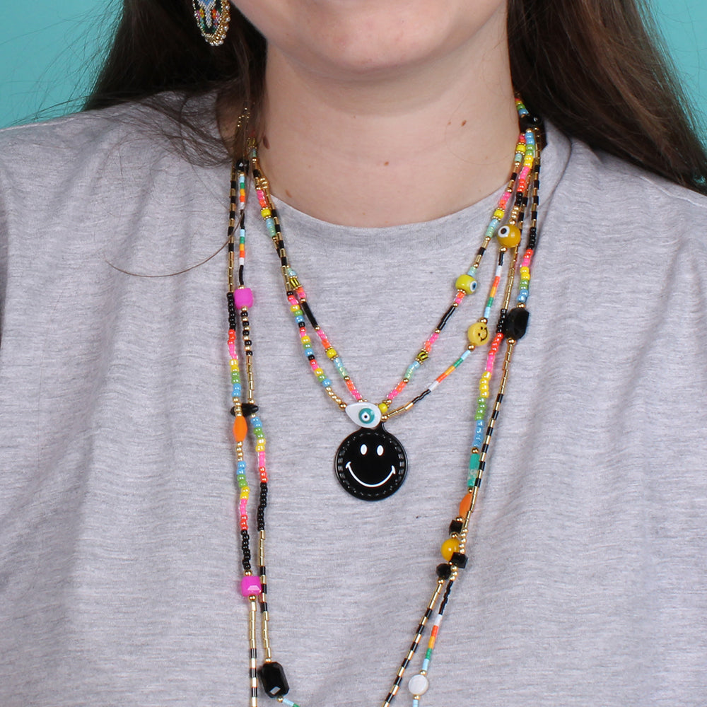 Collana con faccina sorridente